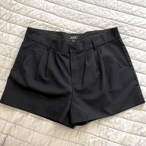 APC **LIKE NEW** Black Breezy Shorts Sz 40